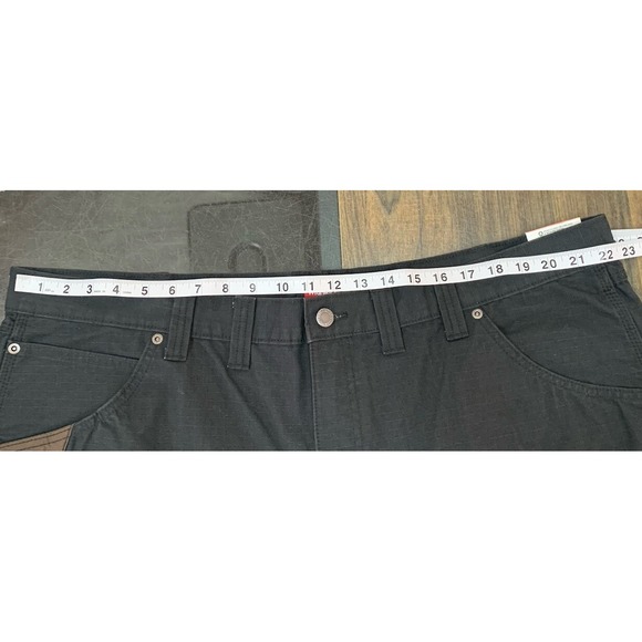 New Wrangler‎ Workwear Carpenter Shorts Mens 44 Black Ripstop Canvas Cargo - Picture 6 of 14